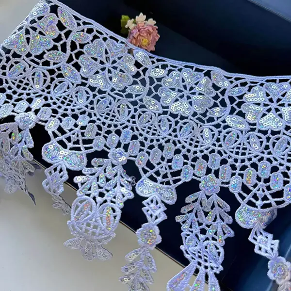 Трговија на големо прилагодено Sequin Мониста чипка кастри Чипка извезена со sequins